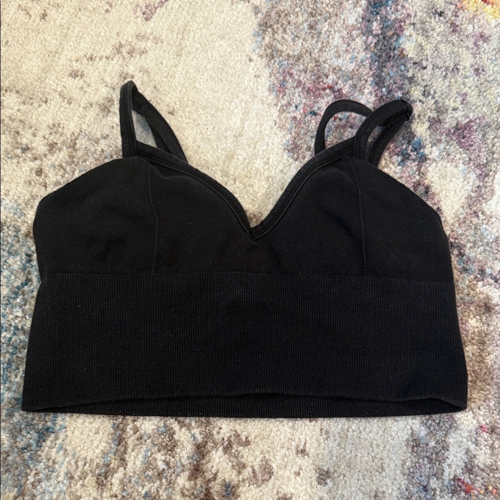 ALO Yoga Black Intimate Bra Sleek Design